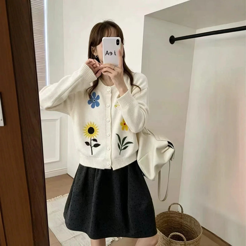 French Retro Embroidered Flower Knitted Cardigan Coat Spring Autumn New Versatile Sweater Women's Jacket Knitwear Clothing