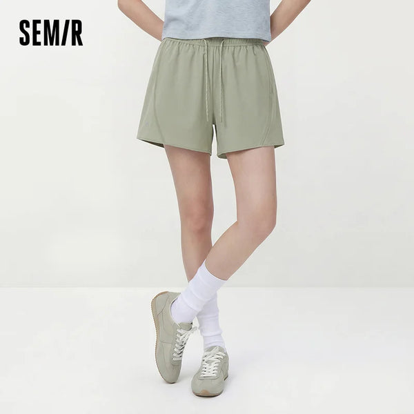 ខោខ្លីស្ត្រី Semir 2026 ស្រូបយកសំណើម ស្ងួតរហ័ស មានអារម្មណ៍ត្រជាក់ វាយនភាពរលុង កីឡាក្រៅផ្ទះ ធម្មតា ទន់