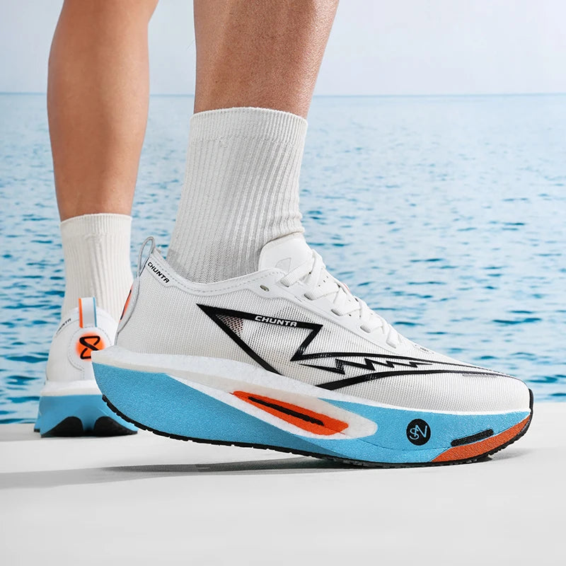 Lovers light running shoes four seasons new soft-sole breathable outdoor casual sports shoes men women's fashion speed sneakers