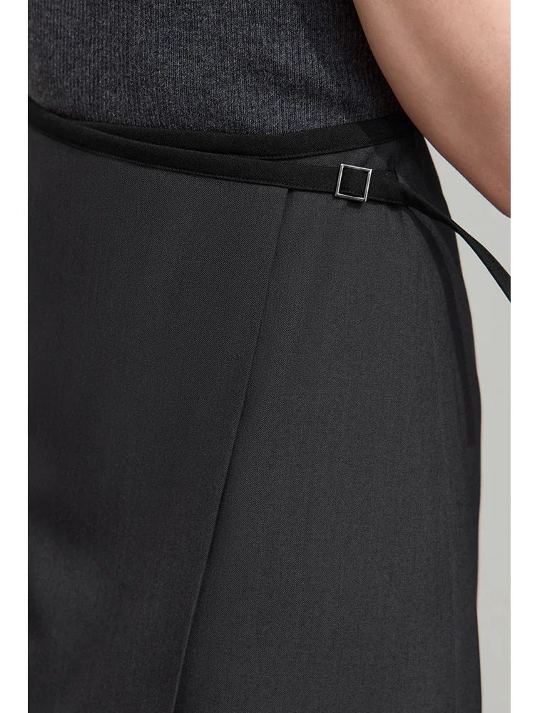 AMII Minimalist Women's Skirt 2026 Autumn New Office Lady Versatile Fashion Asymmetric Wrinkle A-line Half-body Skirt 12511092