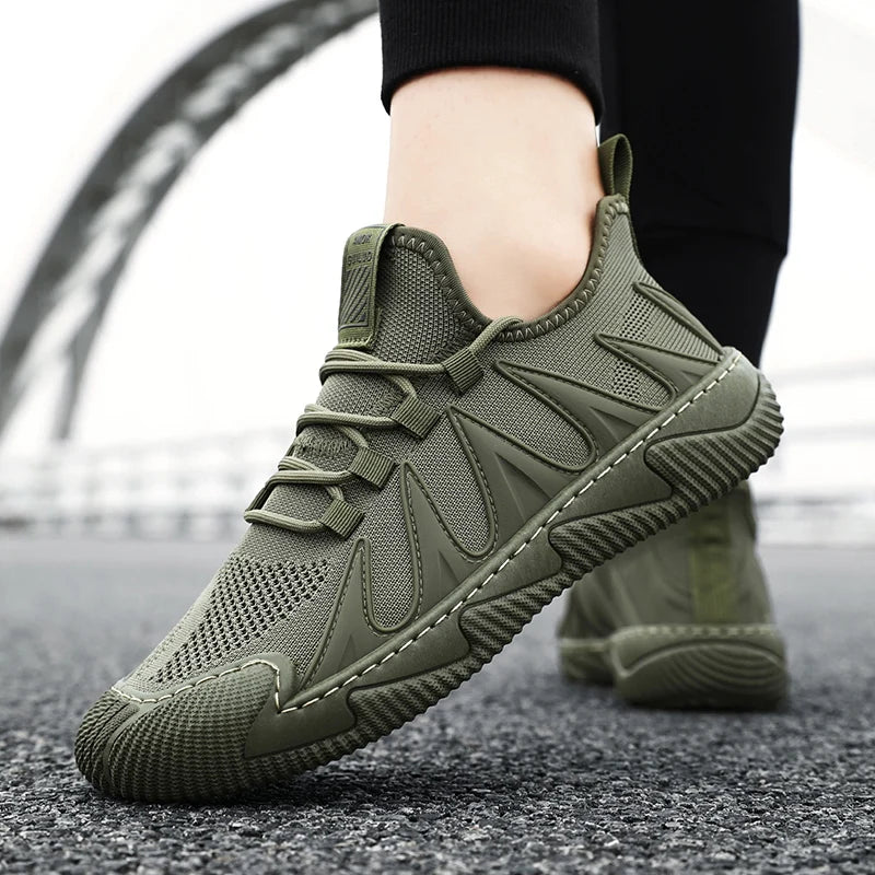 Men's sneakers casual light mesh sports shoes four seasons fashion outdoor soft sole Anti slip Breathable comfort running shoes