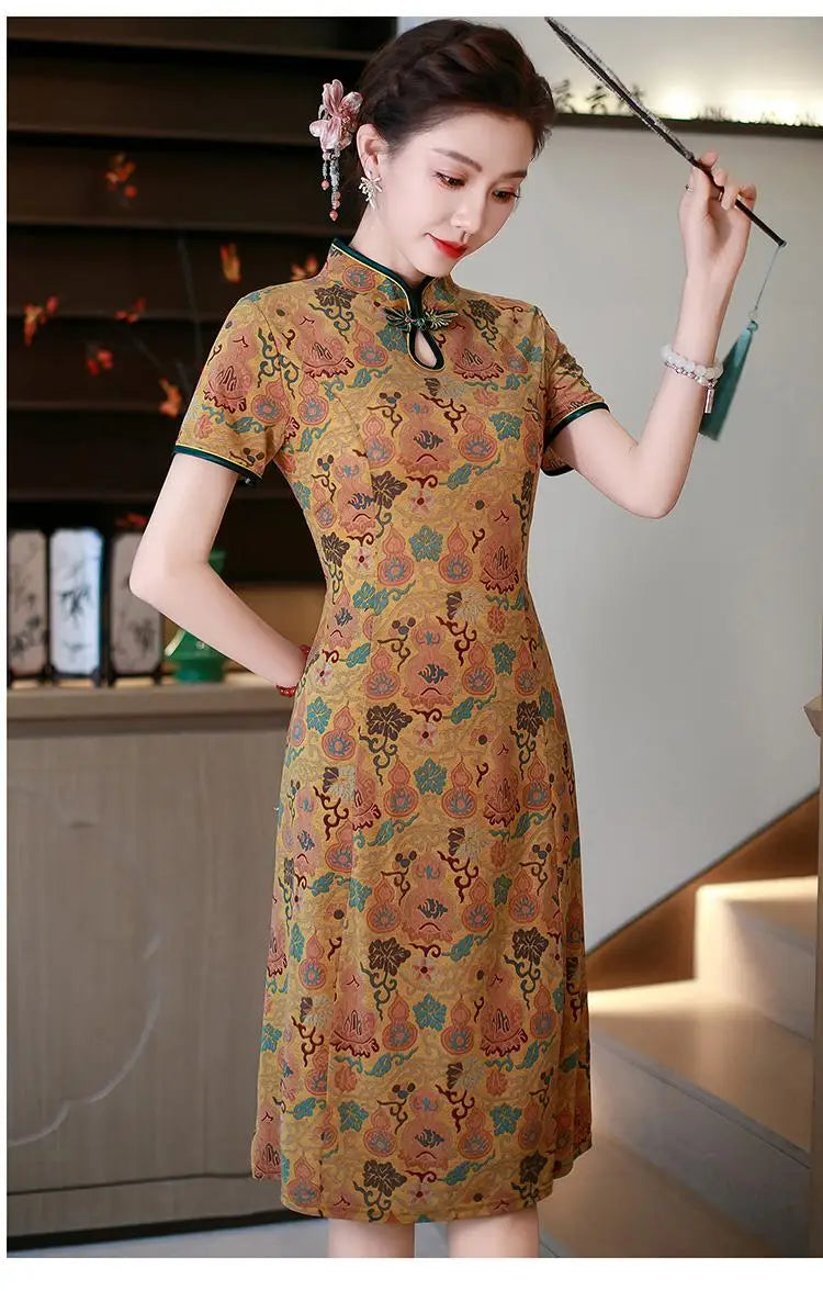 រ៉ូប Cheongsam បែបចិន រ៉ូប Qipao សម្រាប់នារី រ៉ូបបោះពុម្ពផ្កា សម្លៀកបំពាក់បែប Vintage