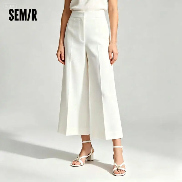 ខោស្ត្រី Semir ឆ្នាំ ២០២៦ ខោខ្លី ជើងធំ រឹងមាំ ស្ទីលទីក្រុង ធម្មតា ទន់ មានផាសុកភាព ស្លៀកប្រចាំថ្ងៃ