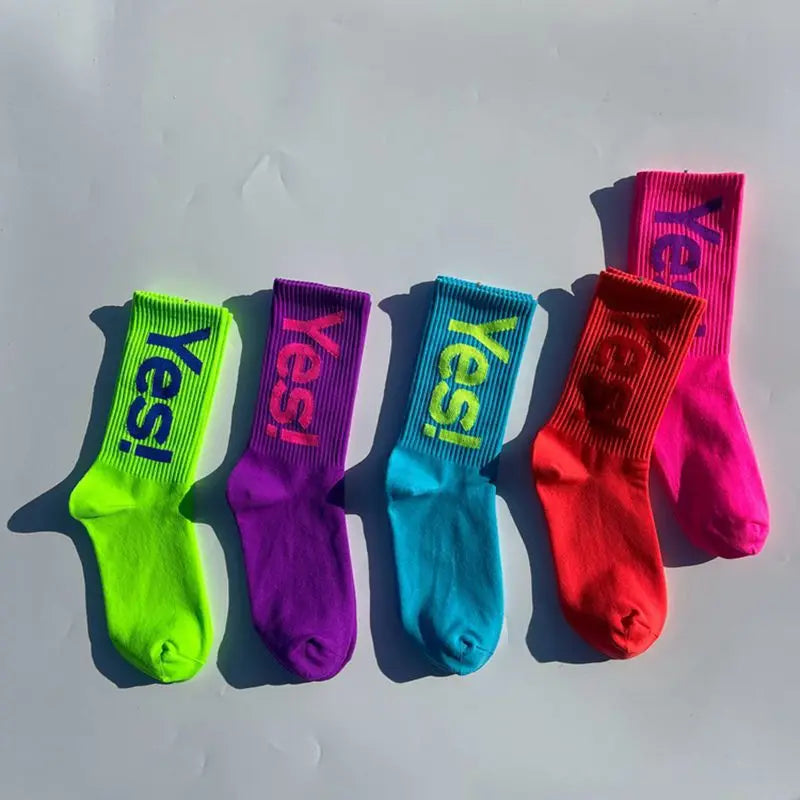 WRELS 1/2/3 Pairs Crew Sports Socks Breathable Cushioned Athletic Socks Men Women Moisture Wicking Running Cycling Socks