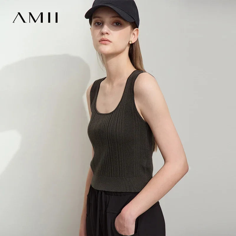Amii Minimalist Woolen Suspender Vest 2026 Summer New Solid Large U-neck Short Slim Versatile Commuter Crop Top Women 12521004
