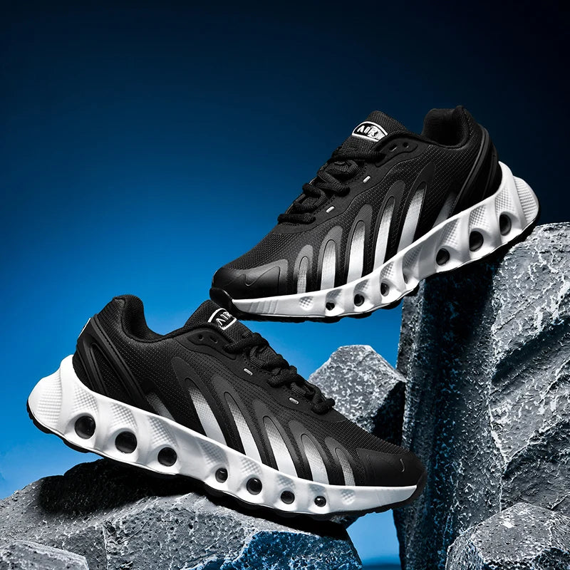 Mens Running Shoes 2025 New Street Trendy Lightweight Breathable Outdoor Fitness Mesh Jogging Flat Comfortable Sneakers for Man