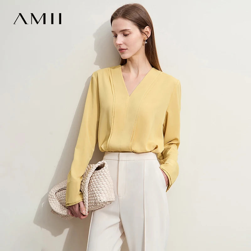 អាវ យឺត AMII រដូវស្លឹកឈើជ្រុះ ថ្មី ឆើតឆាយ សម្រាប់ ស្ត្រី ឆ្នាំ ២០២៥ អាវ ដៃវែង ក រាង អក្សរ V ម៉ូដ សម្រាប់ នារី ការិយាល័យ ម៉ូដ ត្រង់ 12521087
