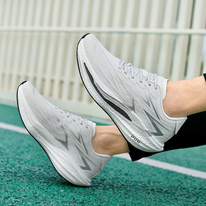 Men's lightweight casual sneakers spring summer new soft sole outdoor racing running shoes student breathable speed sports shoes