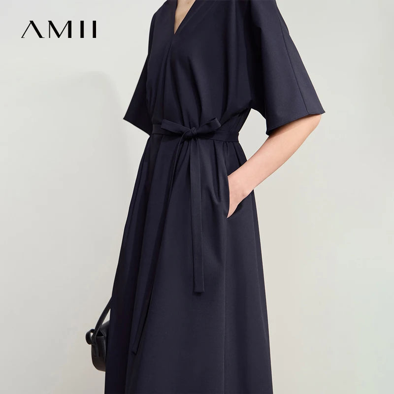 រ៉ូប Amii Minimalist Casual Womens Summer 2025 New Office Lady A Line V-neck Solid Color Dress for Women Elegant 12542161