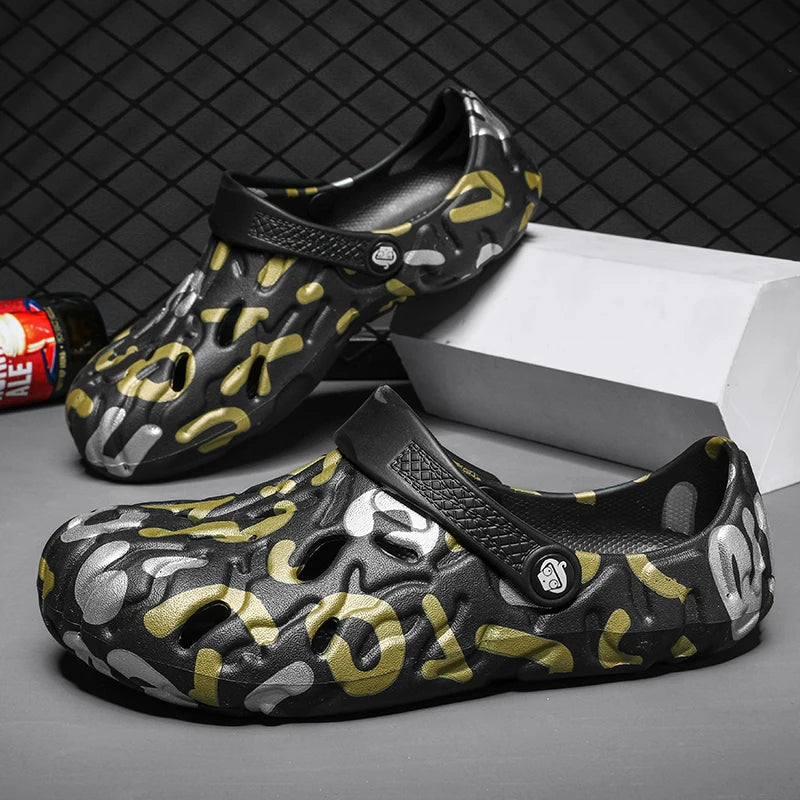 Summer New EVA Breathable lightweight men's Casual Slip on Beach Sandals Waterproof Garden Shoes outdoor hollow walking slippers