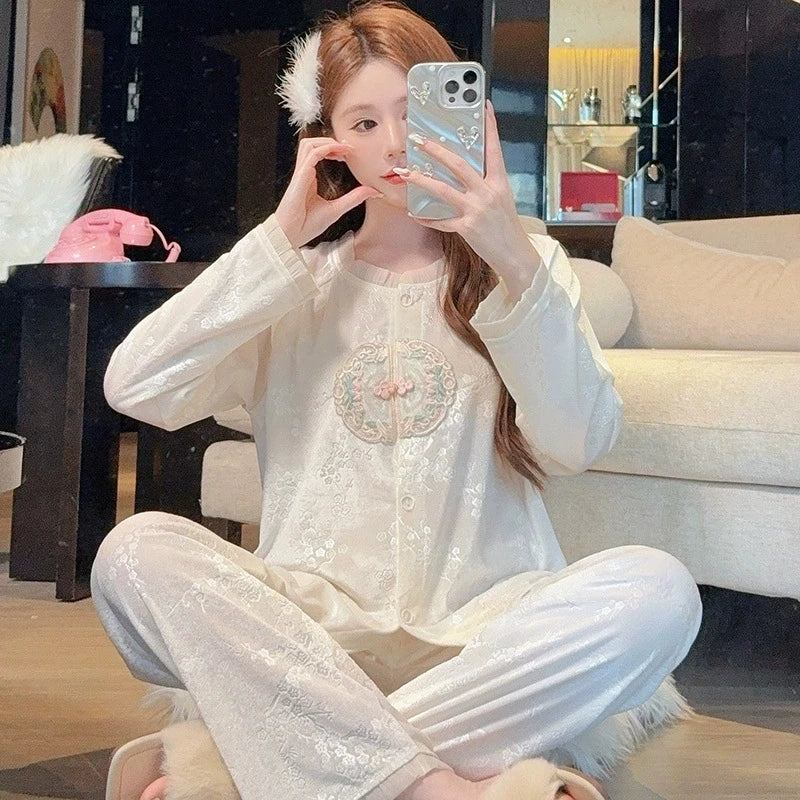 High-end Gold Silk Velvet Sleepwear For Women Spring Autumn Home Clothes Long Sleeves Outdoor Wear Suit For Winter Pajamas Set