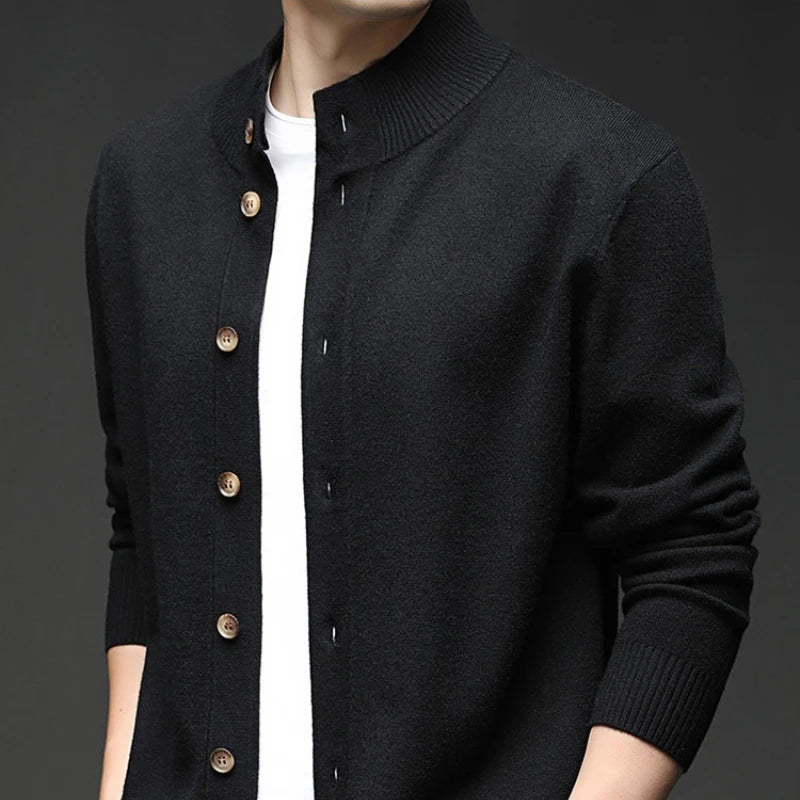 Casual Men's Cardigan Sweater: Model - Styled Look for Seasonal Elegance