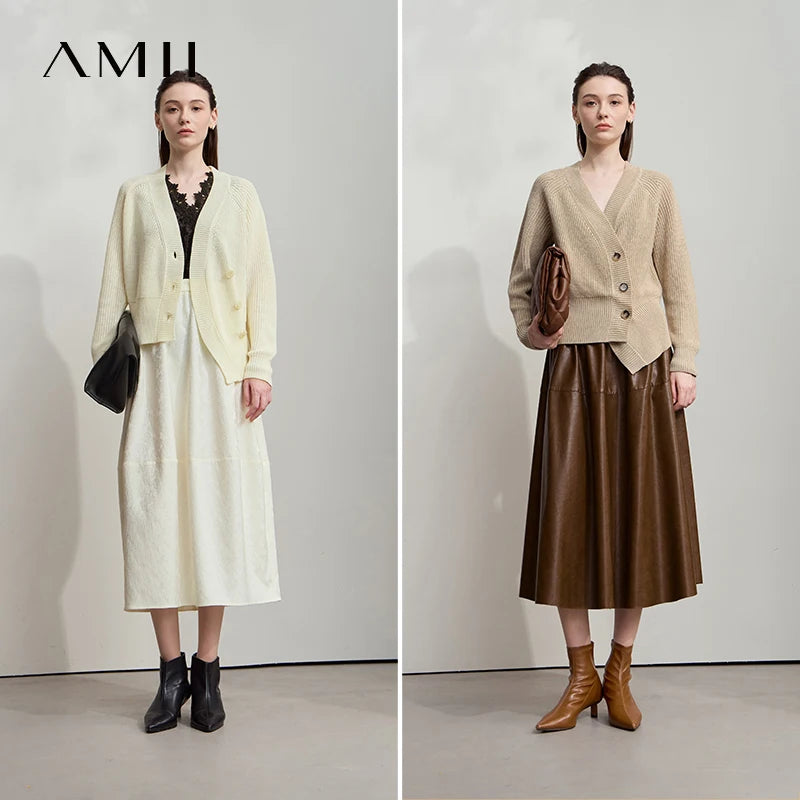 AMII Minimalist Elegant Woman Cardigan 2026 Autumn French V-Neck Raglan Asymmetrical Tops Loose Casual Knit Cardigans 12523010