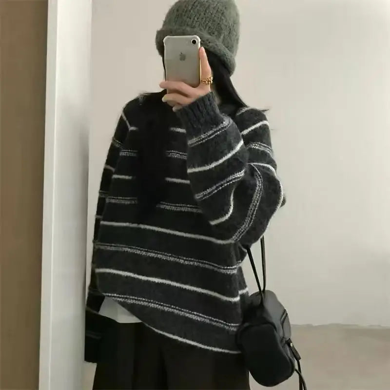 Korean Gentle Wind Round Neck Striped Pullover Sweater Women's Autumn Winter New Versatile Knitted Jumper Top Female Base Layer