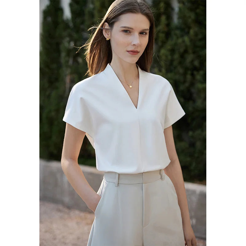 អាវយឺត AMII Minimalism រដូវក្តៅឆ្នាំ ២០២៦ សម្រាប់នារី រចនាបថបុរាណ ក V ដៃខ្លី អាវ និងអាវយឺតលាត 12612011
