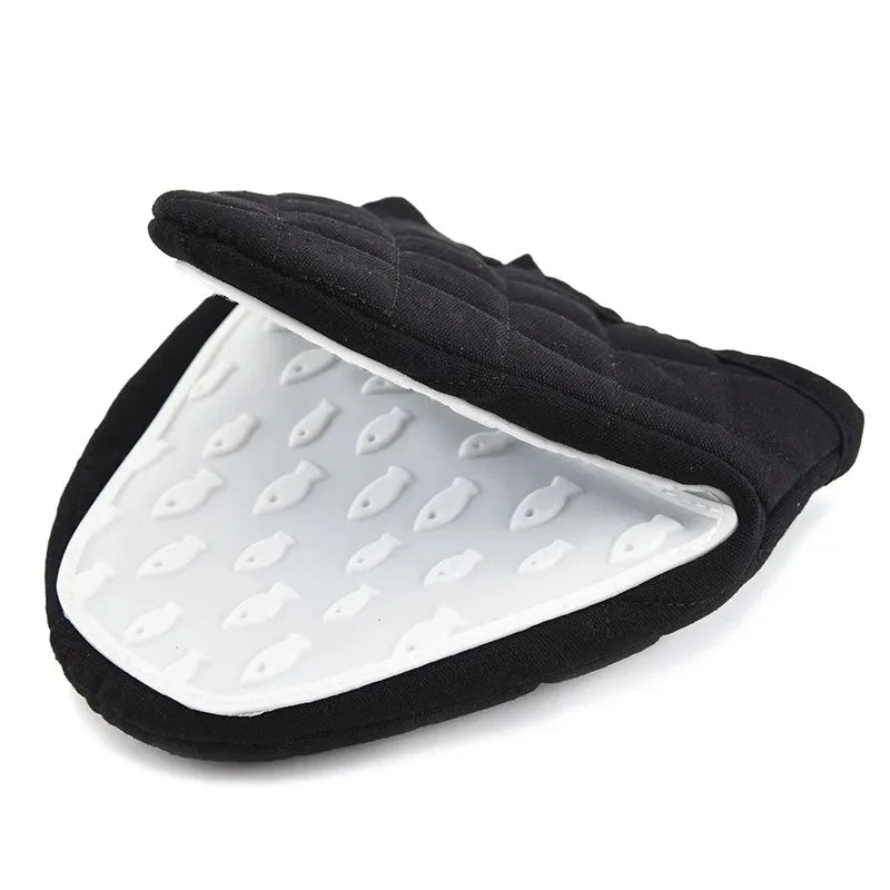 1PC Fish Shaped Silicone Anti Scald Oven Gloves Kitchen Silicone Gloves Tray Dish Holder Oven Gloves Multi-purpose Gloves 1PC