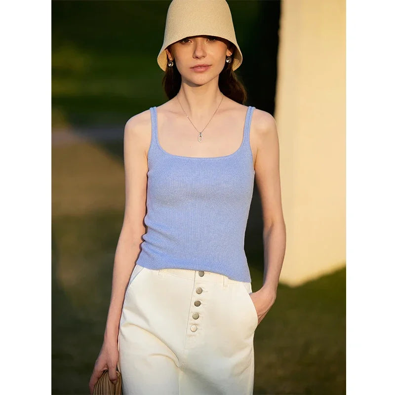 AMII Minimalism 2026 Summer New French Solid White Tanks & Camis Knitted Tops Office Lady Slim Casual Woman Clothing 72342001
