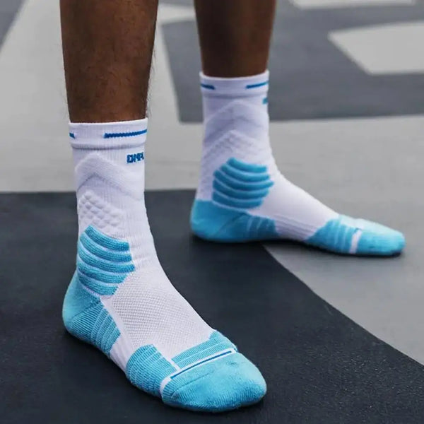WRELS 1/2/3 Pairs Crew Basketball Socks Thick Cushioned Compression Socks Men Women Arch Support Moisture Wicking Athletic Socks