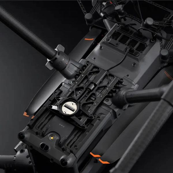 DJI Matrice 400 Third Gimbal Connector the payload can be mounted on the underside of DJI Matrice 400.
