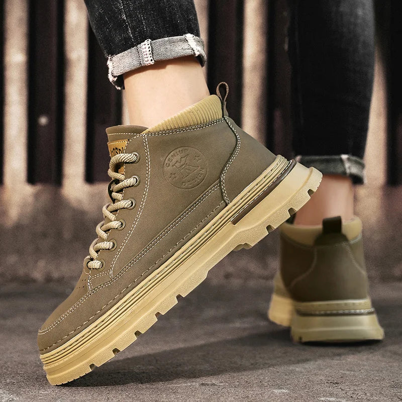 Men's socks boots four seasons soft sole non-slip outdoor boots fashion youth sports Joker tooling boots high-top casual boots