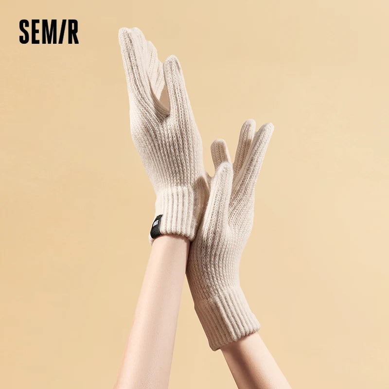 Semir TouchScreen Gloves Knit Men Winter 2025 Handwear Warm Soft Elastic Fleece Comfortable Cycling Casual Couple