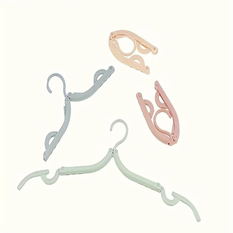 2pcs Travel Folding Hanger,Portable Folding Hangers - Durable Plastic, Suitable for Travel And Home Use with Anti-Slip Grip.