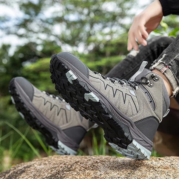 Men women's casual hiking boots Four seasons new anti-skid anti-collision outdoor jungle combat boots breathable training boots