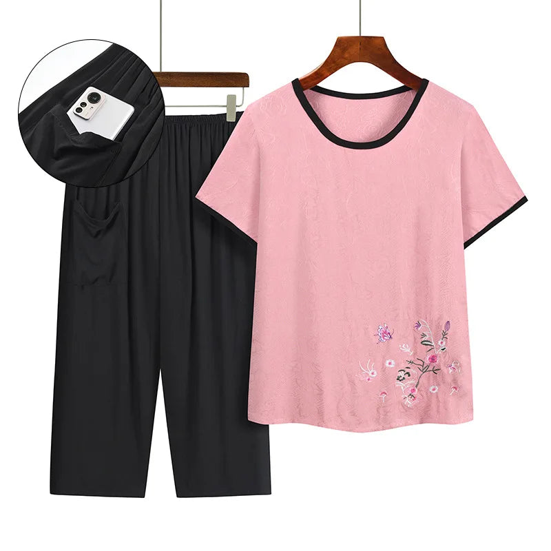 New Women Pyjamas Middle Aged Elderly Mother Pajamas Summer Short Sleeve Capri Pant Sleepwear Set Cotton Grandma's Home Clothes