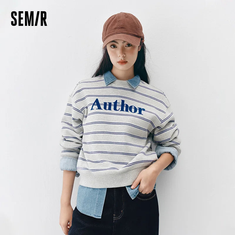 អាវយឺត Semir សម្រាប់នារី មានស្រទាប់ក្រណាត់រោមចៀម លំនាំឆ្នូតអក្សរ ក្រាហ្វិក រចនាប័ទ្មទីក្រុង ធម្មតា រដូវរងា ឆ្នាំ២០២៦ ស្លៀកប្រចាំថ្ងៃ ទន់ ស្រួលខ្លួន