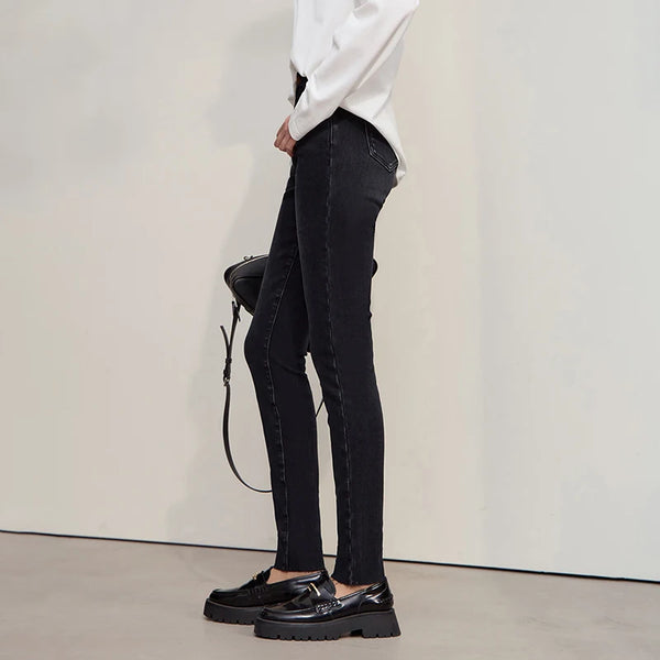 AMII Women's Jeans 2026 Winter New Slim Cotton Warm Versatile Women Denim Pants Solid Black Retro Casual Ladies Pants 12544116