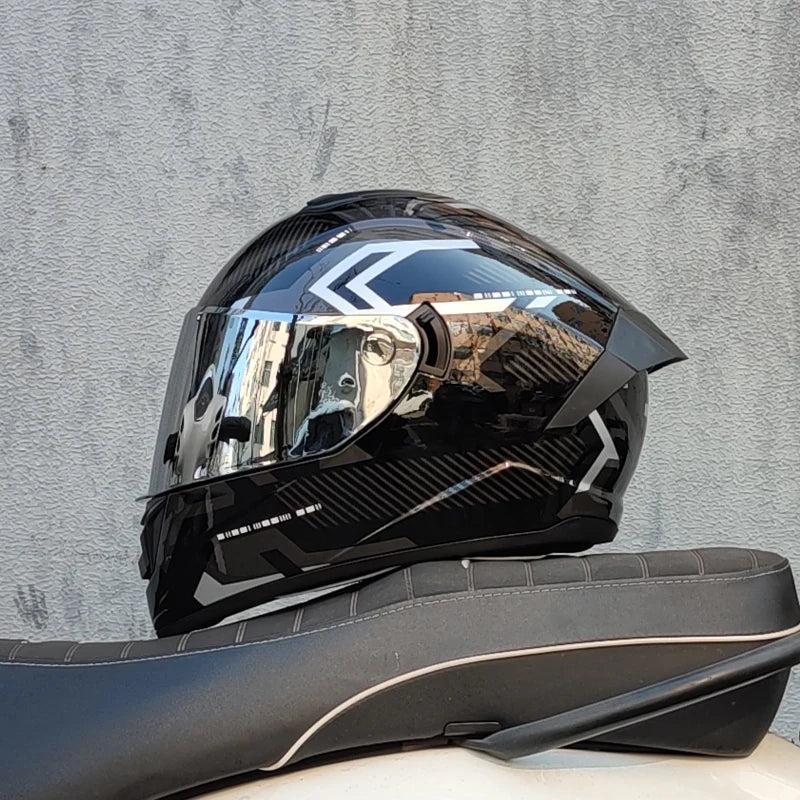 Full Face Motorcycle Helmet with Dual Lens Stylish Fast Release Racing Helmet Moto DOT Approved LVS-701