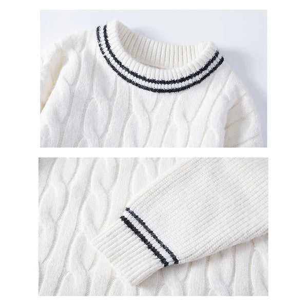 Vintage Chunky Cable Knit Sweater – Contrast Black & Ivory Color Block, Ribbed Cuffs & Hem, Oversized Relaxed Fit