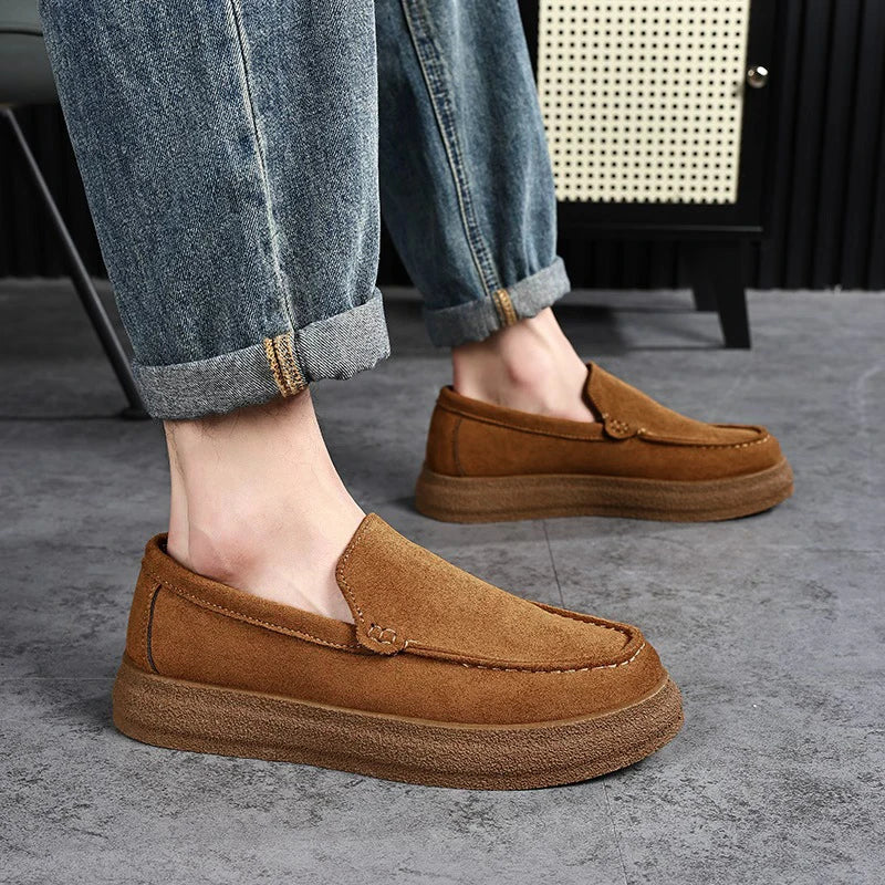 Men's slip on casual shoes four seasons new soft-sole anti-slip comfort light breathable versatile outdoor walking sports shoes