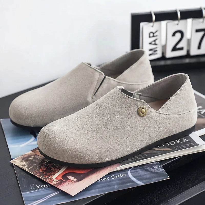 Men's Casual Shoes Four Seasons new Breathable Light Soft-sole Comfort Outdoor Walking Shoes Versatile Tide Sports board Shoes