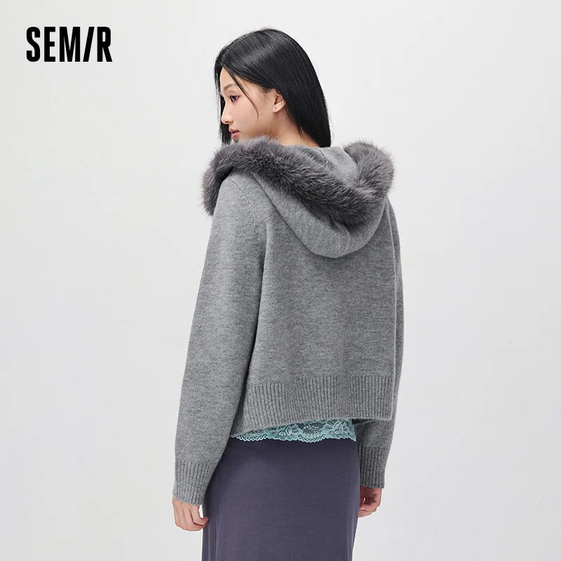 Semir Women Knit Cardigan Cropped Cable Knit Detachable Plush Collar Modern Style Versatile 2026 New Winter Daily Wear