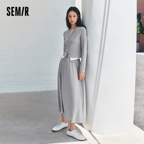 ឈុតស្ត្រី Semir ឆ្នាំ ២០២៦ កមូលខ្លី សំពត់វែងចង្កេះយឺត រដូវស្លឹកឈើជ្រុះឆ្នាំ ២០២៦ ស្ទីលធម្មតា រូបរាងស្លីម ឈុតពីរដុំ