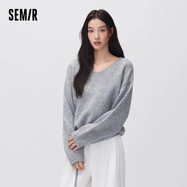 អាវយឺតប៉ាក់ Semir សម្រាប់នារី ក V ស្មាទម្លាក់ ដៃអាវប៉េងប៉ោង លាយរោមចៀម ងាយស្រួលប្រើ ស្លៀកប្រចាំថ្ងៃរដូវរងាថ្មីឆ្នាំ ២០២៦