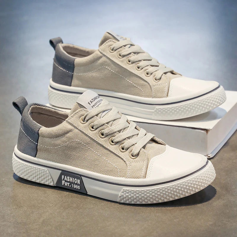 Men's plus-size canvas shoes summer breathable soft-sole non-slip comfort outdoor walking shoes Fashion youth sports board shoes