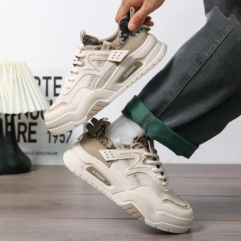 Men's fashion Korean casual shoes four seasons soft sole non-slip breathable outdoor walking shoes Thick sole sports board shoes