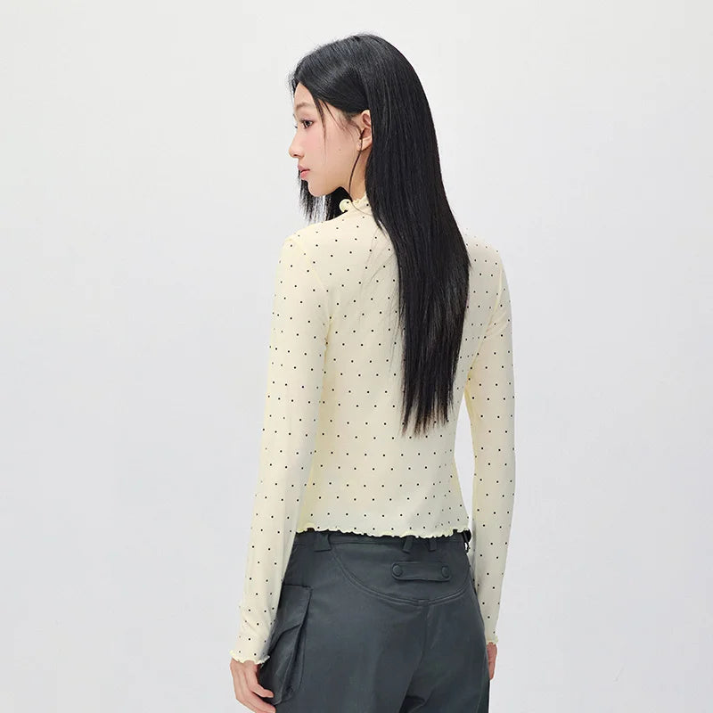 អាវយឺតប៉ាក់ Semir សម្រាប់នារី លំនាំចំណុច Polka Dot Mock Neck Ruffle Edge Thermal Warmth Style Minimal 2026 សម្លៀកបំពាក់រដូវរងាថ្មីប្រចាំថ្ងៃ