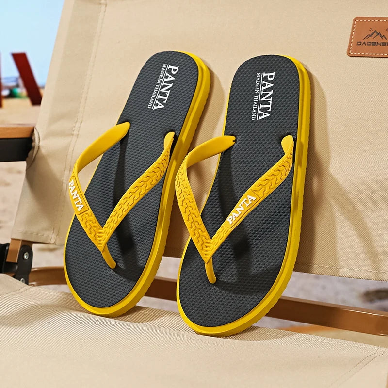 Flip-Flops Summer Men's Breathable Lightweight Quick-Dry Beach Slippers Soft-Soled Non-Slip Comfortable Outdoor Casual Slippers