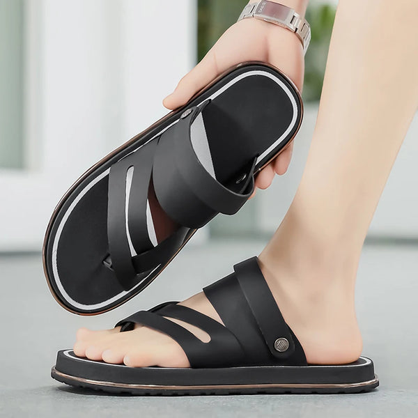 Flip-flops summer new soft-sole Men's outdoor casual sandals beach pool quick-dry breathable light flat fashion comfort sandals