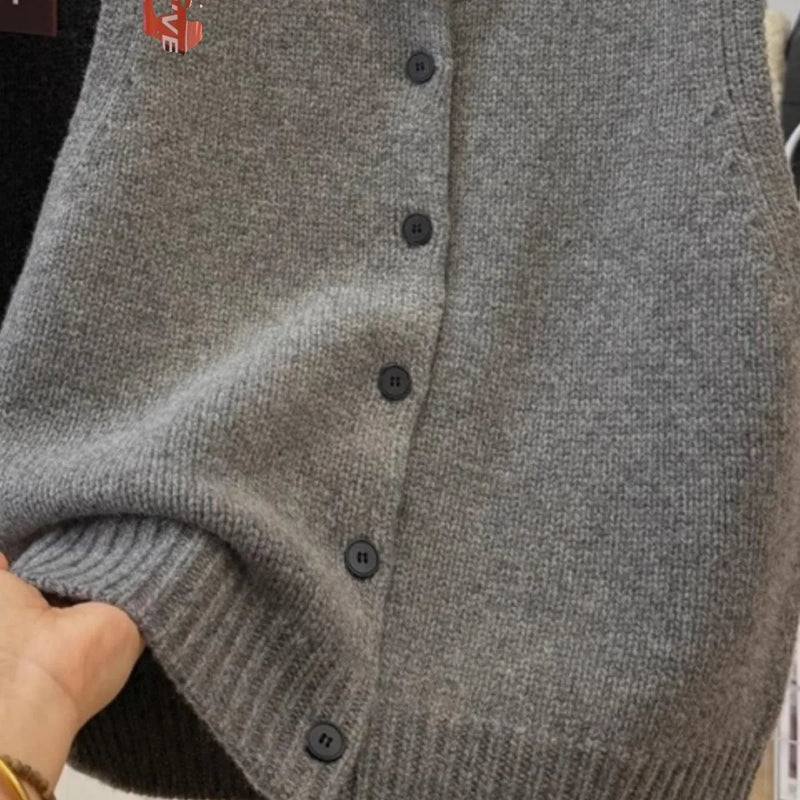 Fashion Spring and Autumn New Women's Knitted Vest Cardigan Stacked Sweater Sleeveless Top Waistcoat Ladies Buttons Jacket