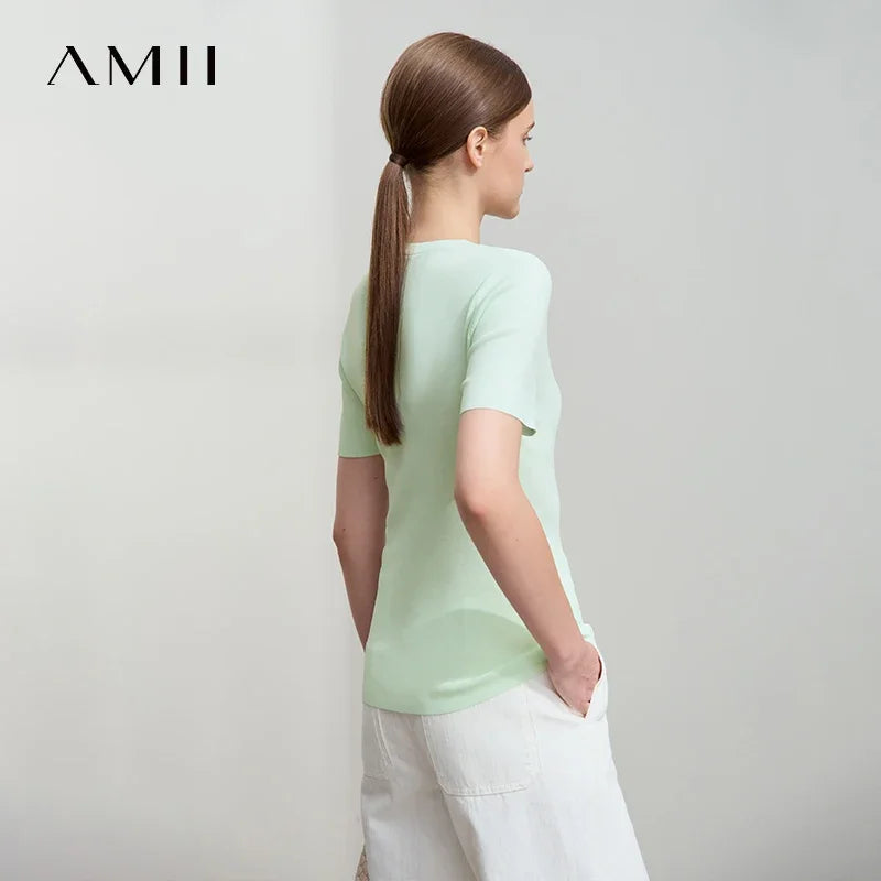 អាវយឺតដៃខ្លីសម្រាប់នារី Amii Minimalist ធ្វើពីរោមចៀម 2026 រដូវស្លឹកឈើជ្រុះថ្មី ក V ស្មាខាងមុខ រាងស្លីម 12521044