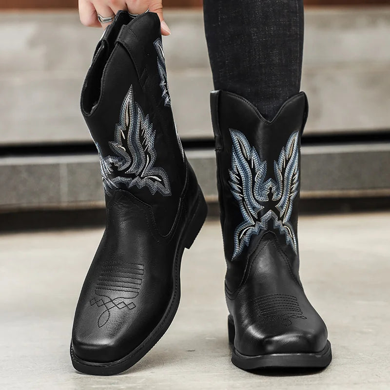 Men's embroider high top casual boots four seasons new light non-slip comfort soft-sole outdoor fashion walking Motorcycle boots