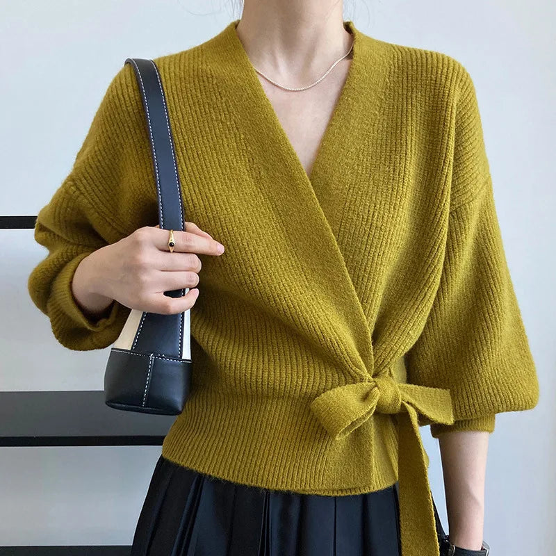 Korean Thin Sweater Outerwear Top Autumn and Winter French V-neck Lace Up Fashion Knitted Cardigan Women Slim Jumper