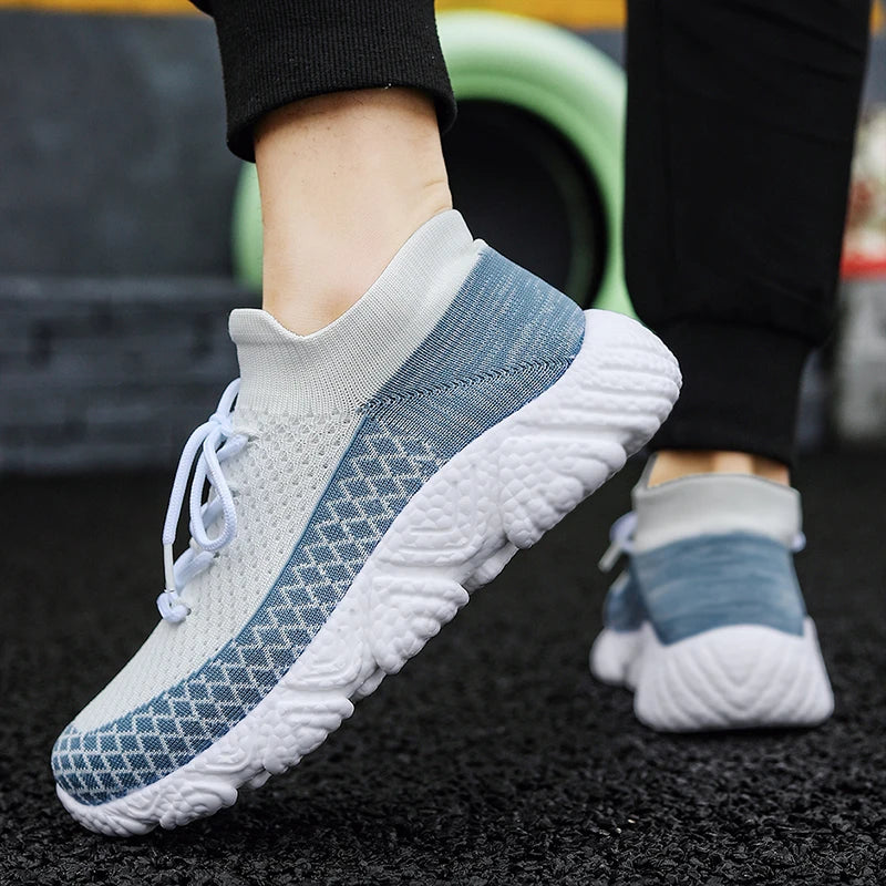 Couples socks casual sneakers summer breathable mesh light soft-sole outdoor running shoes men women comfort speed sports shoes