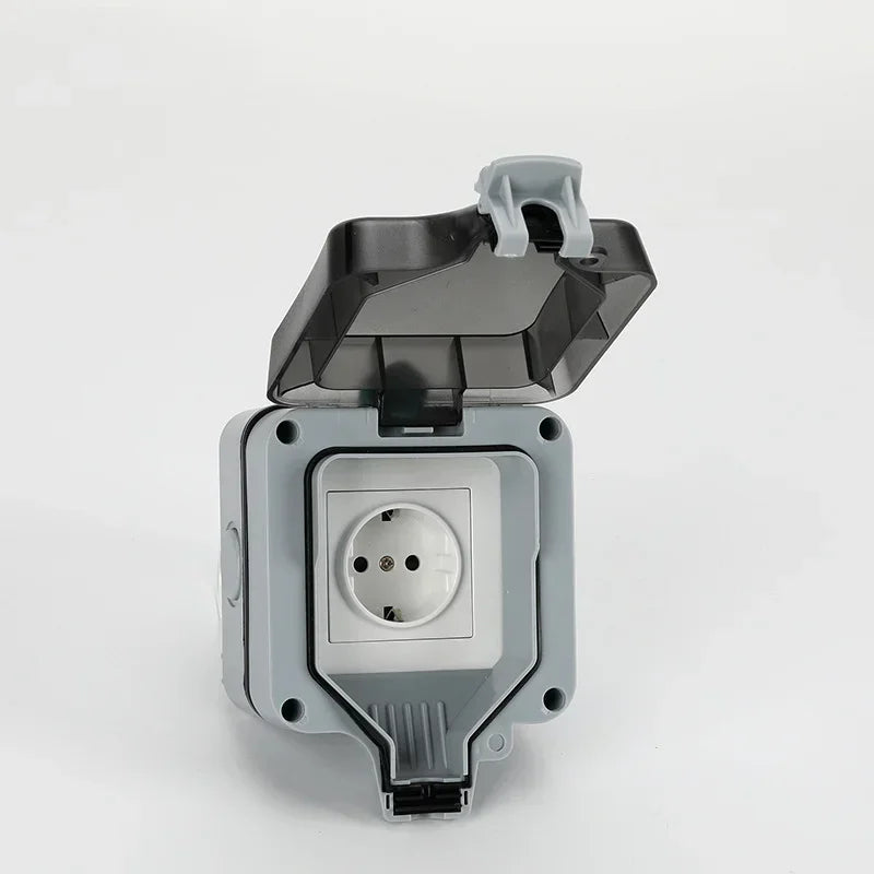 IP66 rainproof charging EU socket rainproof splashproof outdoor international universal power socket,South Africa 15A socket