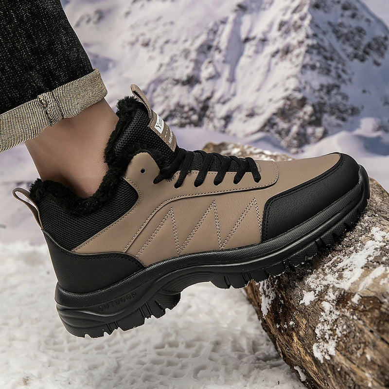 Men's casual snow boots winter new warm plush cotton boots fashion Joker outdoor soft sole anti-slip comfort light hiking boots