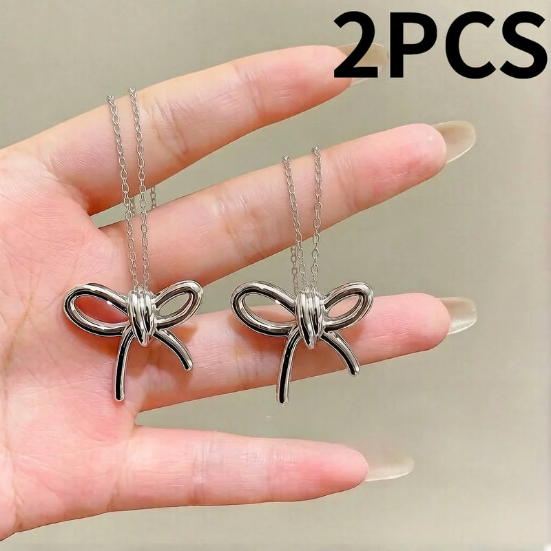 1/2PCS Women'S Adjustable Clothes Clips with Butterfly And Heart-Shaped Decorations, for Shirts, Skirts, Pants.Elegant